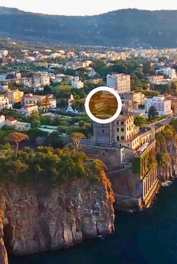 Отель Porto Salvo Сант'Анджелло Экстерьер фото